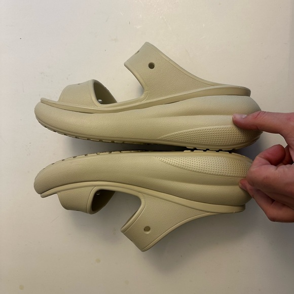 Crocs Unisex Classic Crush Sandal Women's Size 10 - Men 8.0 - Picture 10 of 12